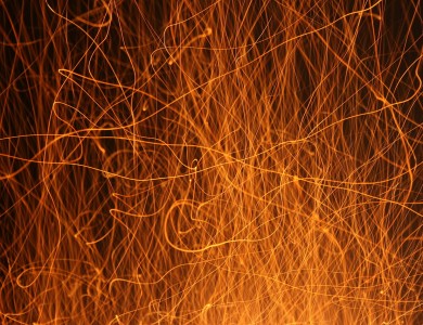 1280px-Stock_fire